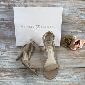 Chinese Laundry Low heel Sandals  6.5